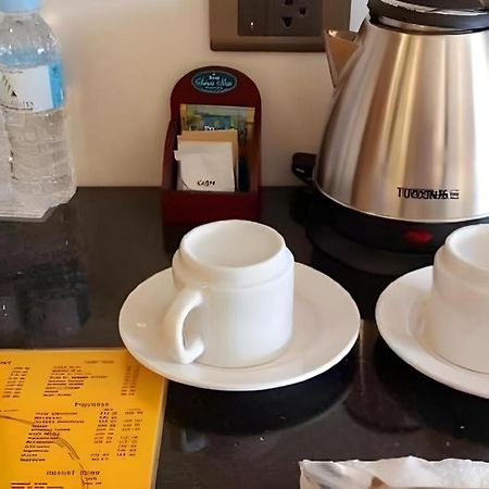 Avenue Suites Bacolod Kültér fotó