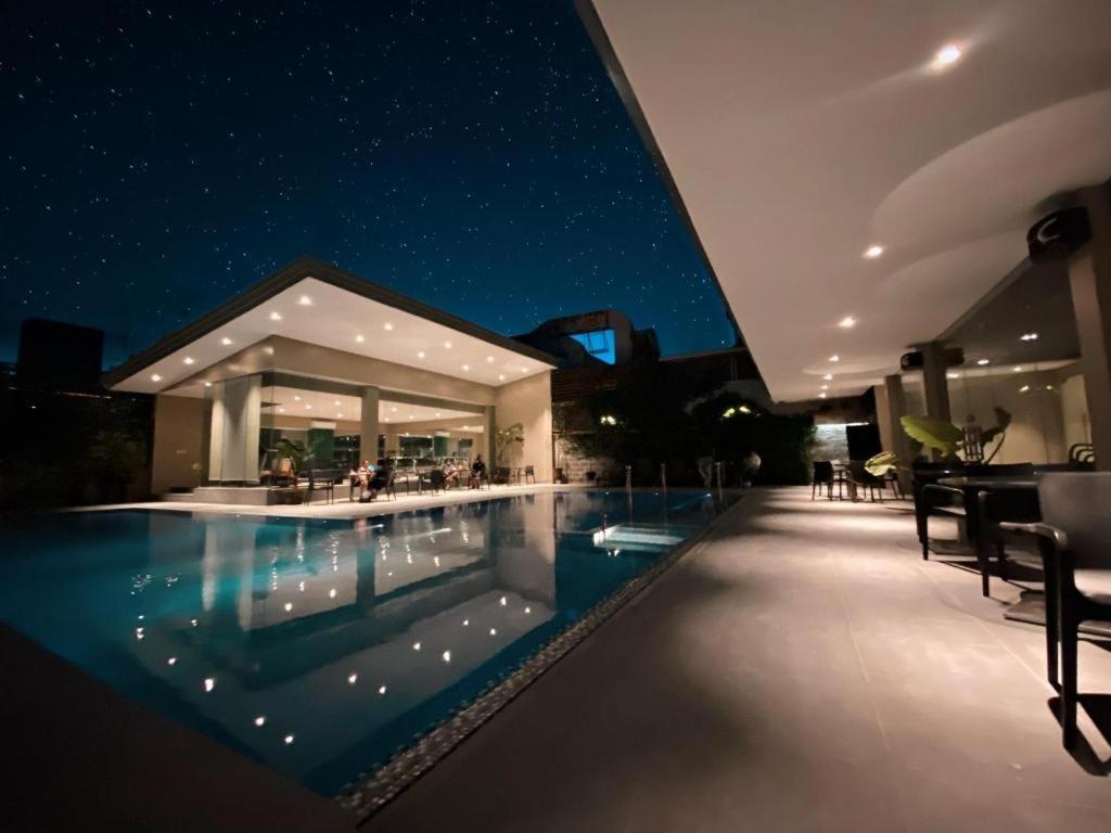 Avenue Suites Bacolod Kültér fotó