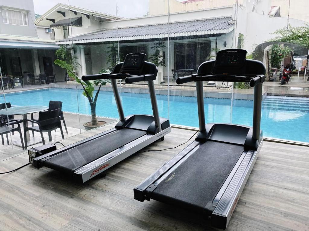 Avenue Suites Bacolod Kültér fotó
