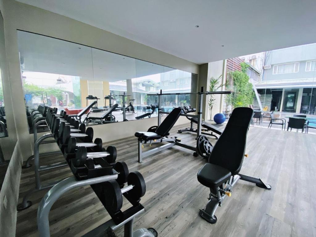 Avenue Suites Bacolod Kültér fotó