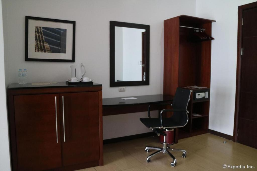 Avenue Suites Bacolod Kültér fotó