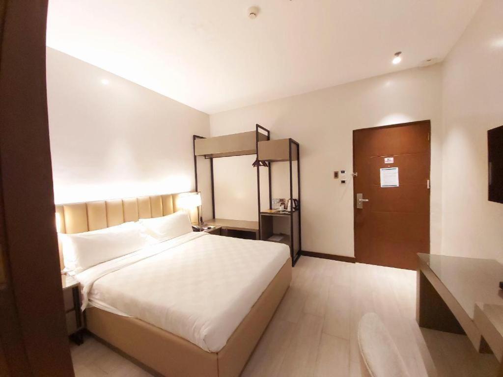 Avenue Suites Bacolod Kültér fotó