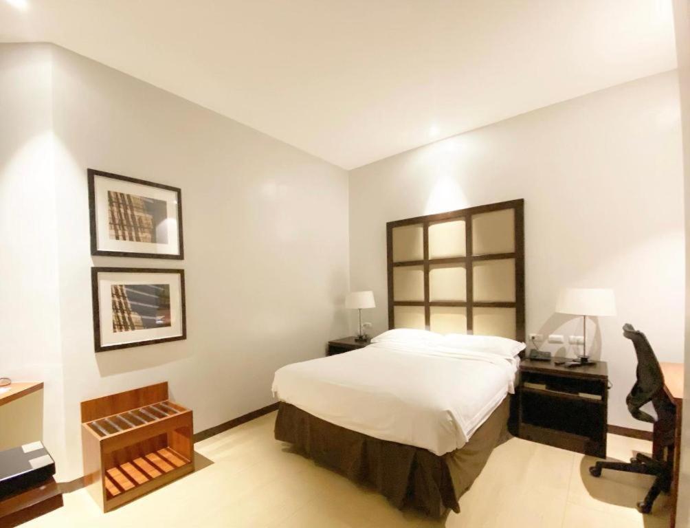 Avenue Suites Bacolod Kültér fotó